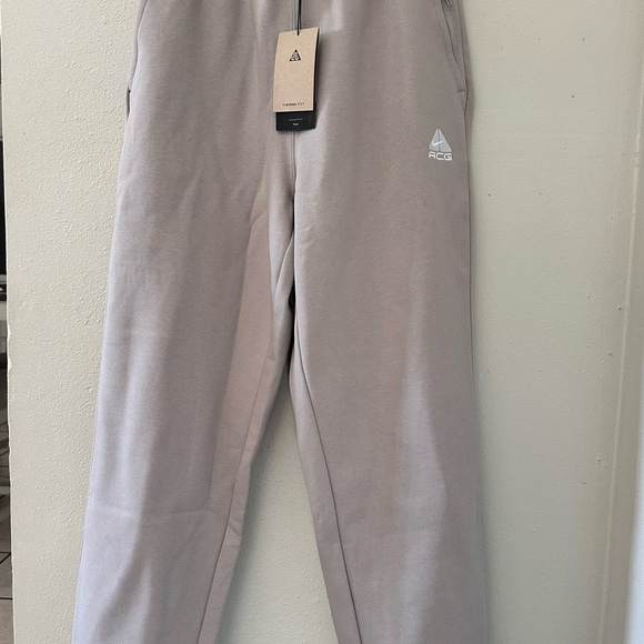Nike ACG Lungs Therma-FIT Repel Tuff Fleece Beige Pants Unisex Sz S FV8650-009 - Picture 1 of 9